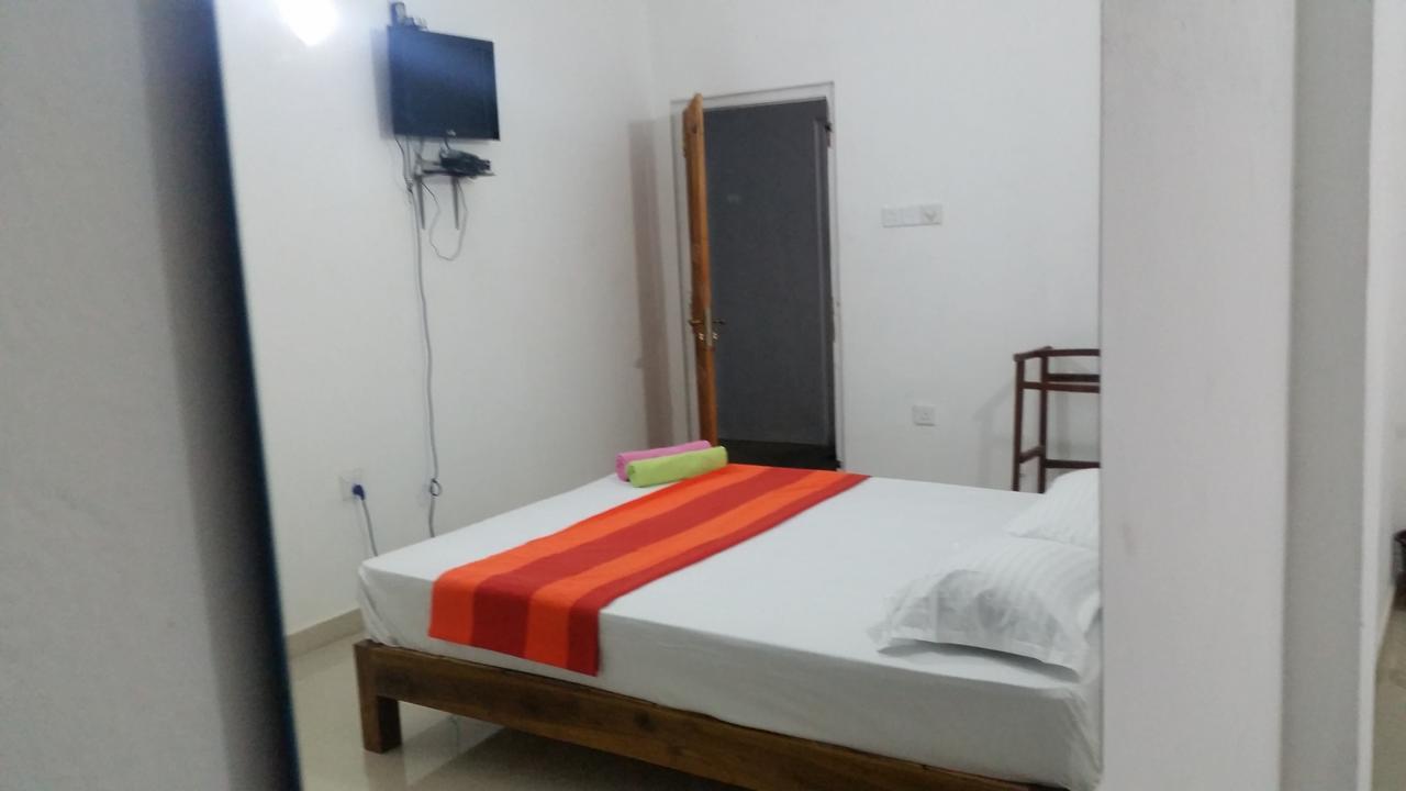 Selahn Inn Katunayaka Esterno foto