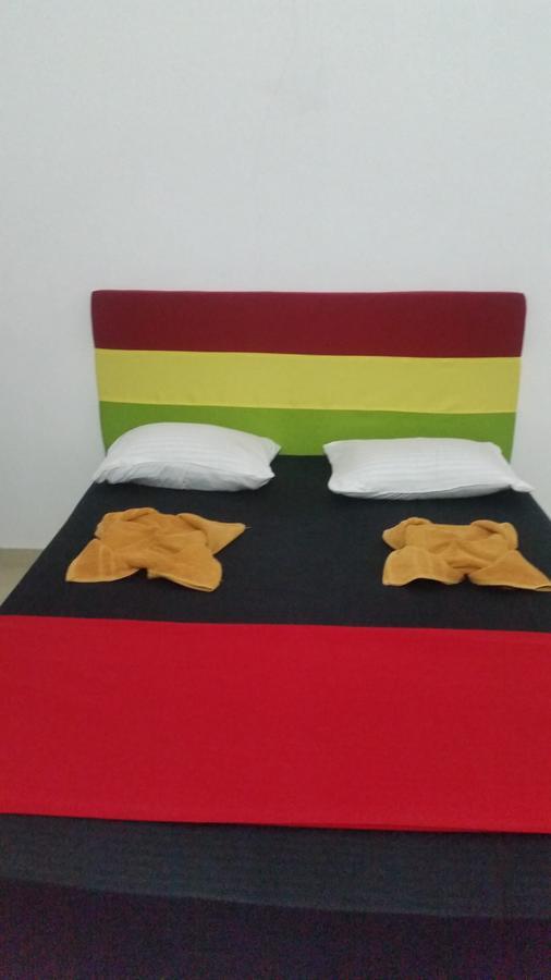 Selahn Inn Katunayaka Esterno foto
